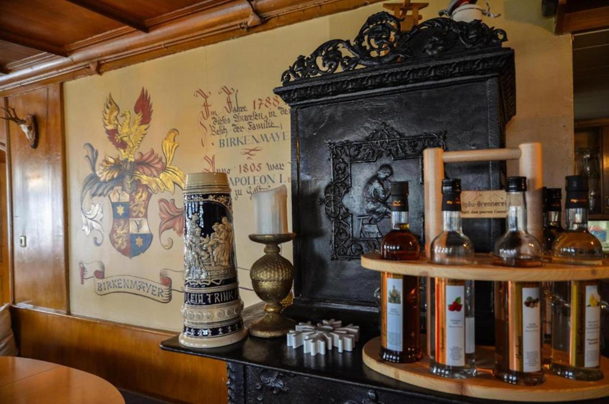 Gasthof Zum Ritter - A Cozy Historical Landmark Ульм Екстер'єр фото