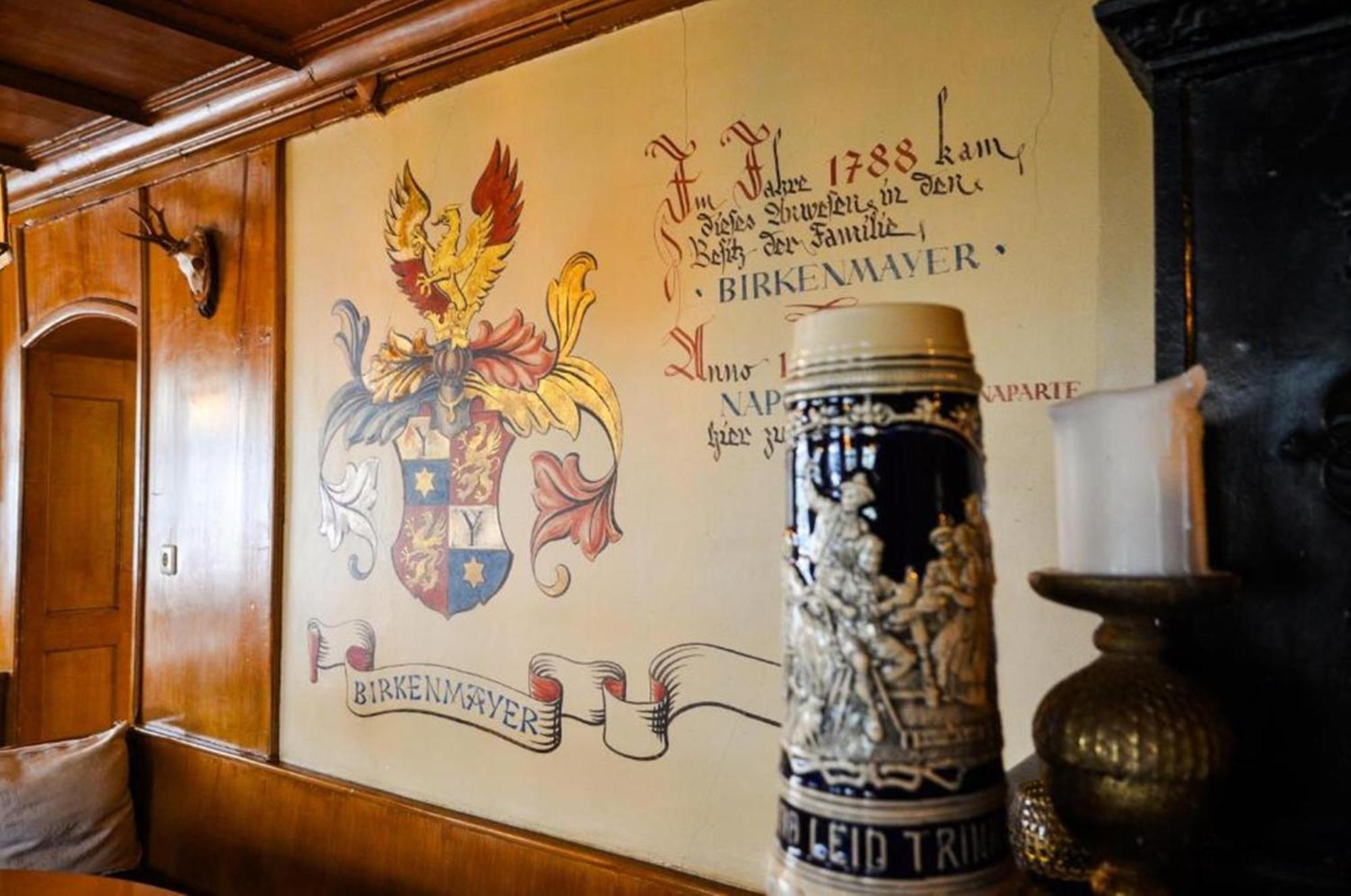 Gasthof Zum Ritter - A Cozy Historical Landmark Ульм Екстер'єр фото